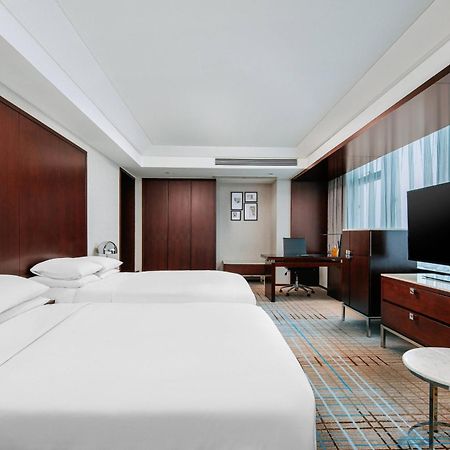 Renaissance Shanghai Zhongshan Park Hotel מראה חיצוני תמונה