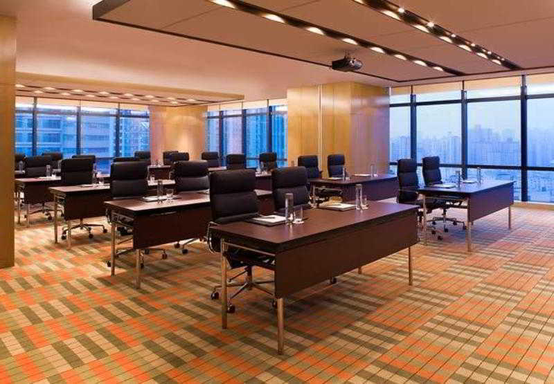 Renaissance Shanghai Zhongshan Park Hotel מראה חיצוני תמונה