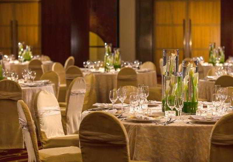 Renaissance Shanghai Zhongshan Park Hotel מסעדה תמונה