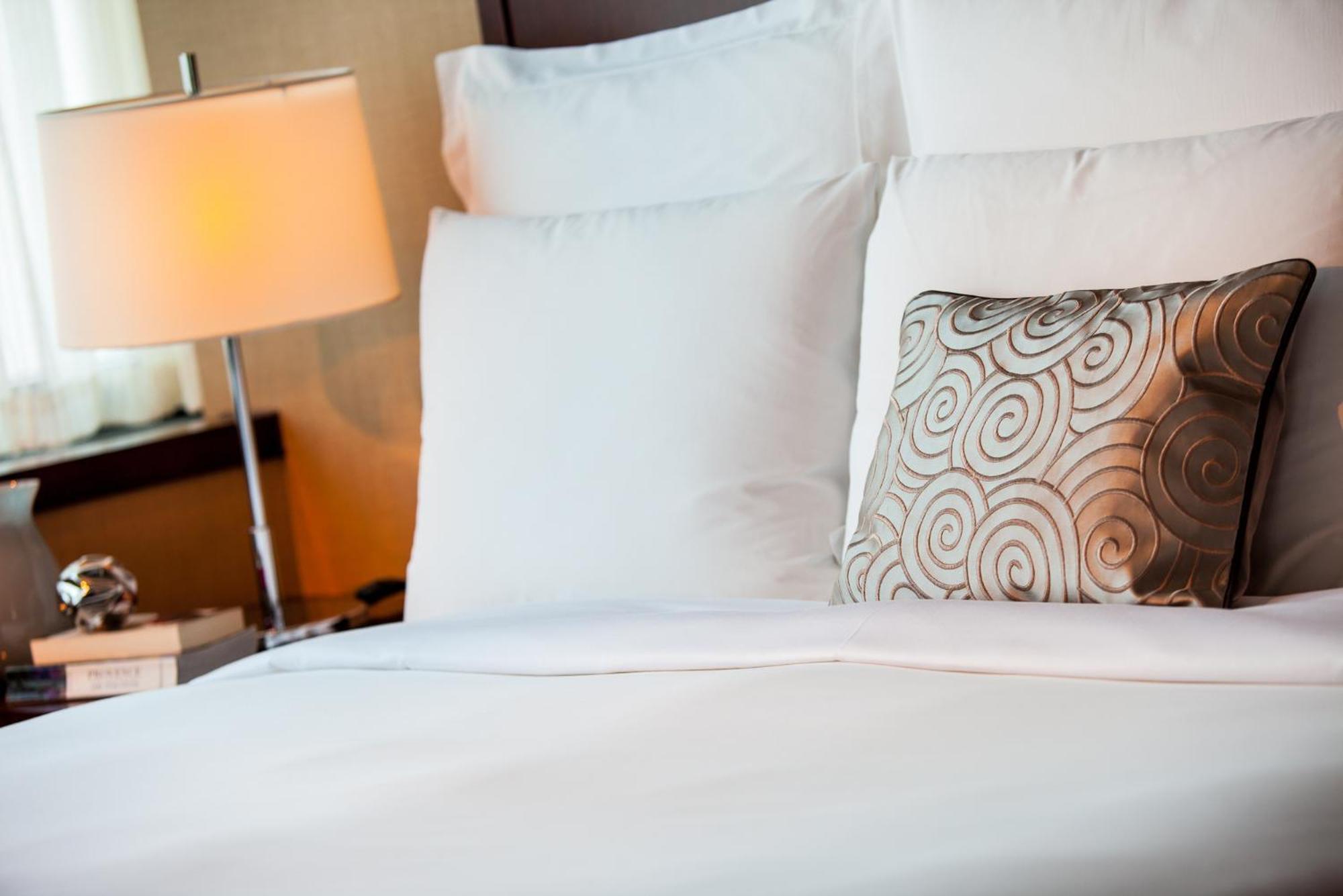 Renaissance Shanghai Zhongshan Park Hotel מראה חיצוני תמונה