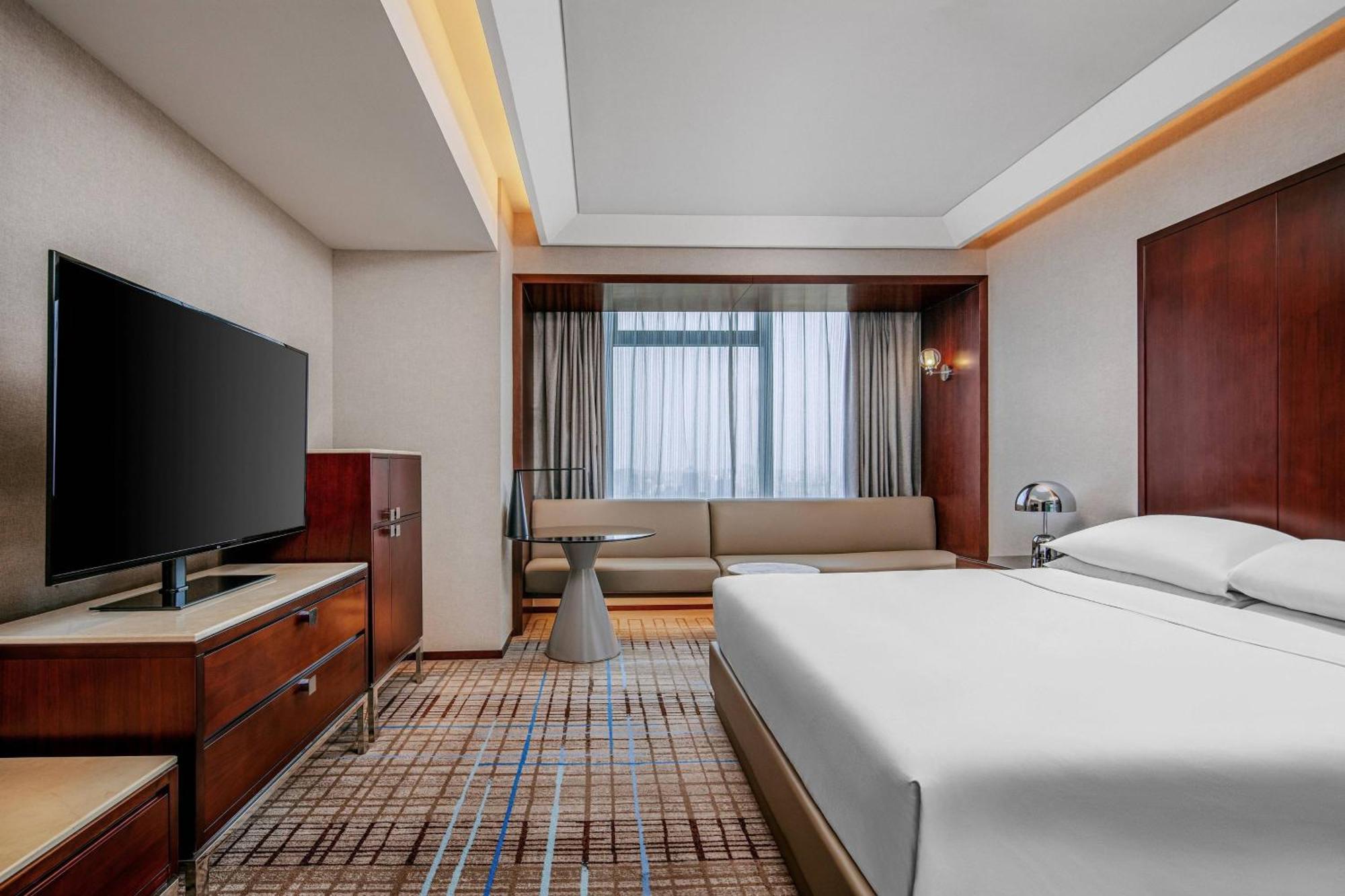 Renaissance Shanghai Zhongshan Park Hotel מראה חיצוני תמונה
