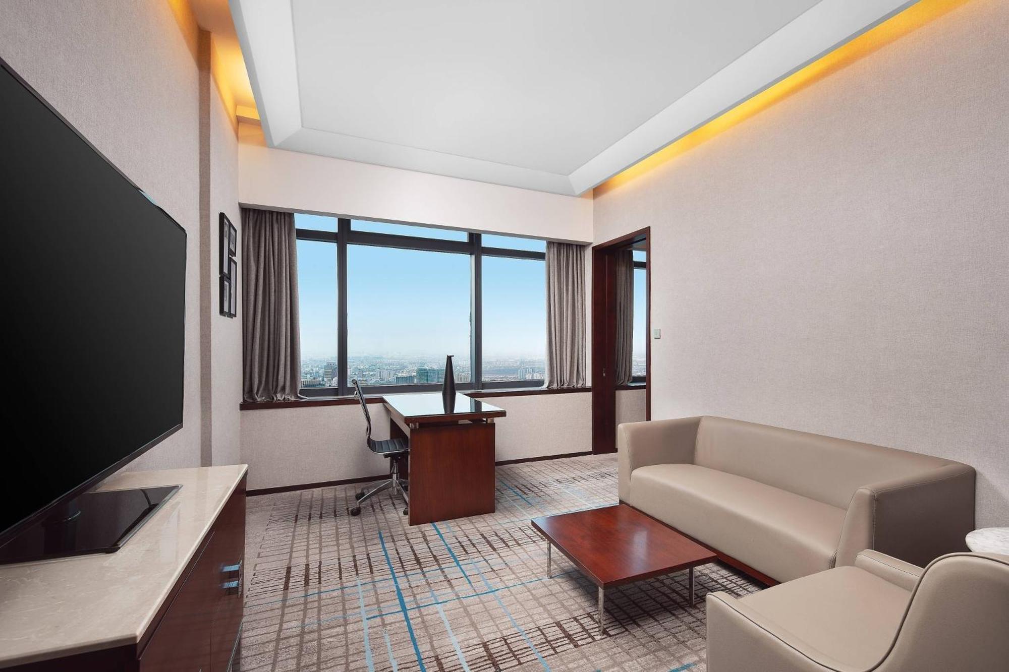 Renaissance Shanghai Zhongshan Park Hotel מראה חיצוני תמונה